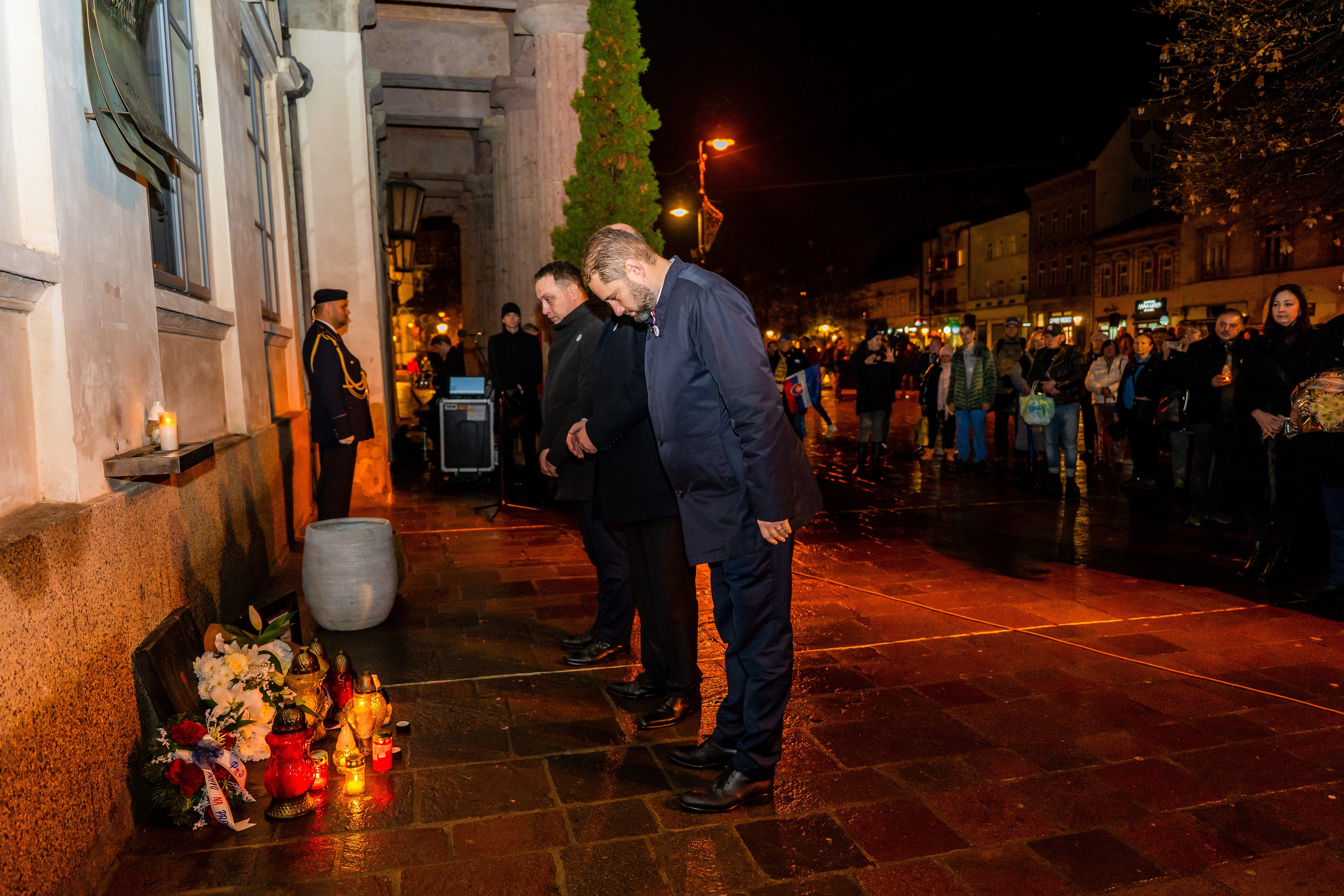 Pietna spomienka - Den boja za slobodu a demokraciu-12